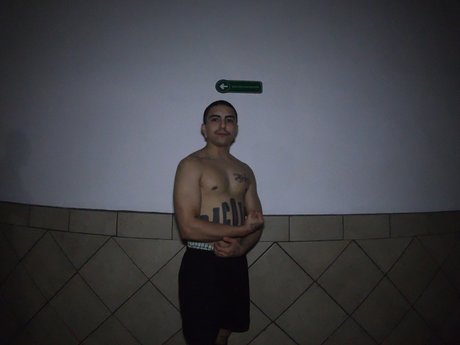 Suave93 star erotic archive