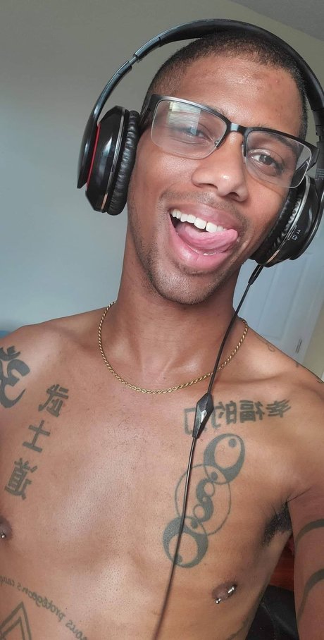 Jorda XY nudes actress pic