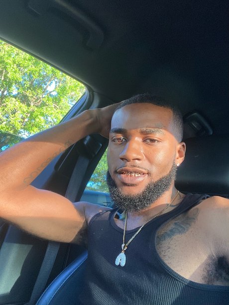 Yung Bull_ free model photo