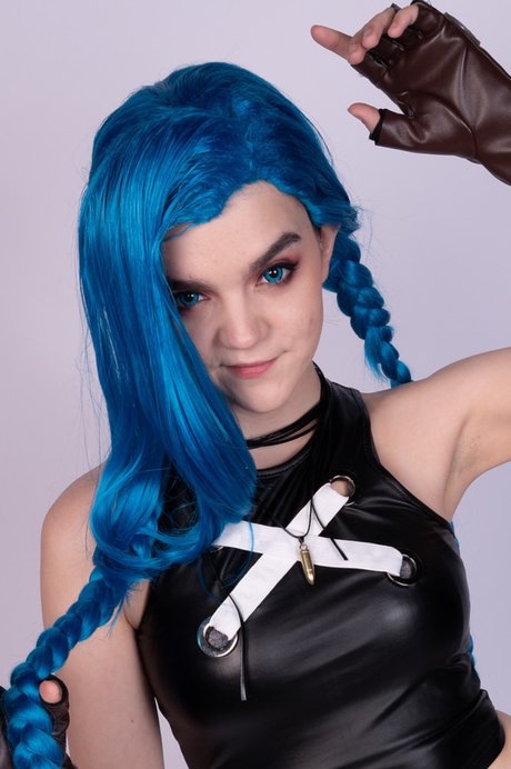 RedThread naked pornstar images