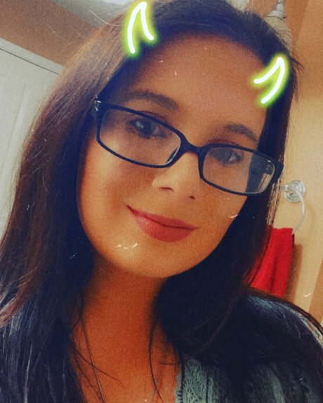 Violet Nyx sexy pornstar photos