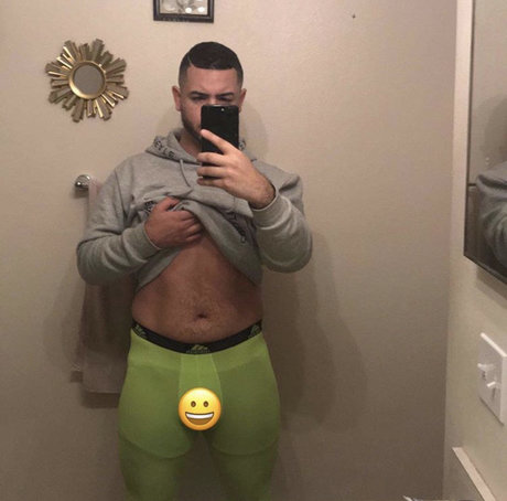 Julian Cruz free actress image