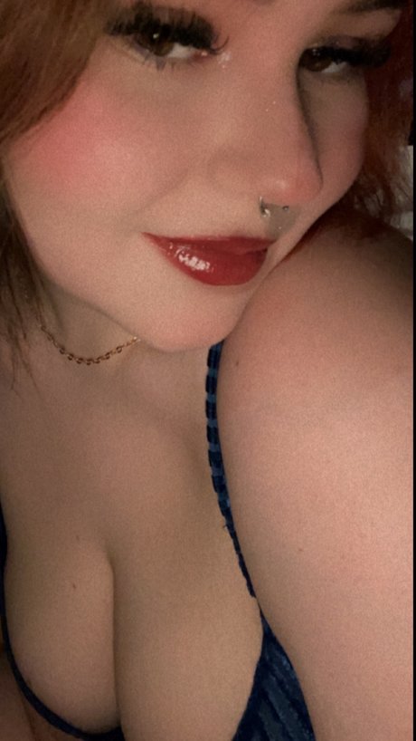 Small Bunny star sexy image