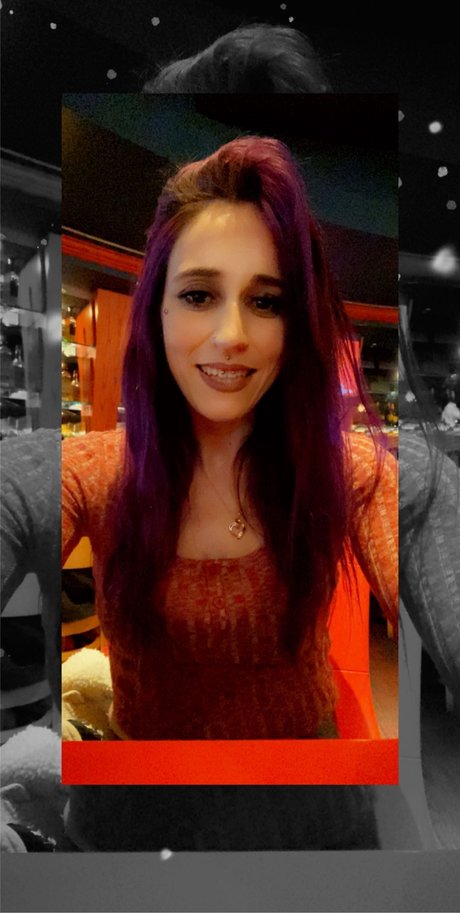 Mermandy xxx model pic