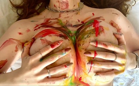 Pintarme adult model photo