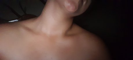 Pili Hu adult actress image