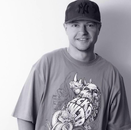 DMXRRNUE art actress archive