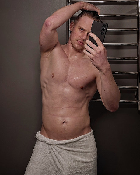 HowSwedeIsIt sex model photos