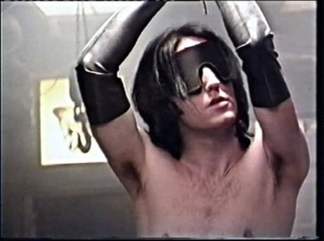 Peter D Vil nude star photo