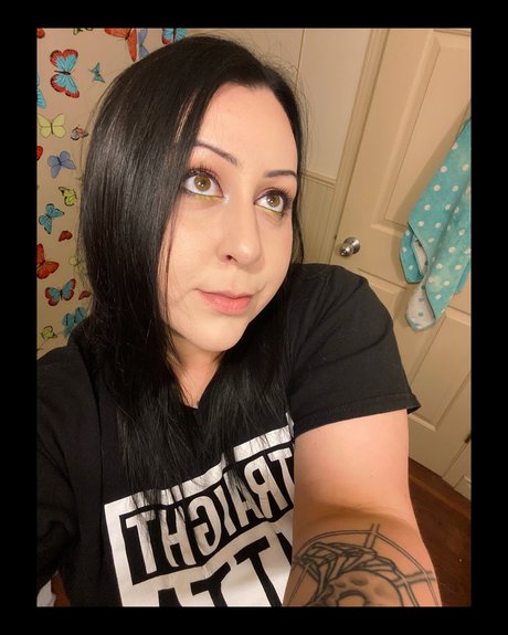 ThickEBickE pornstar best photo