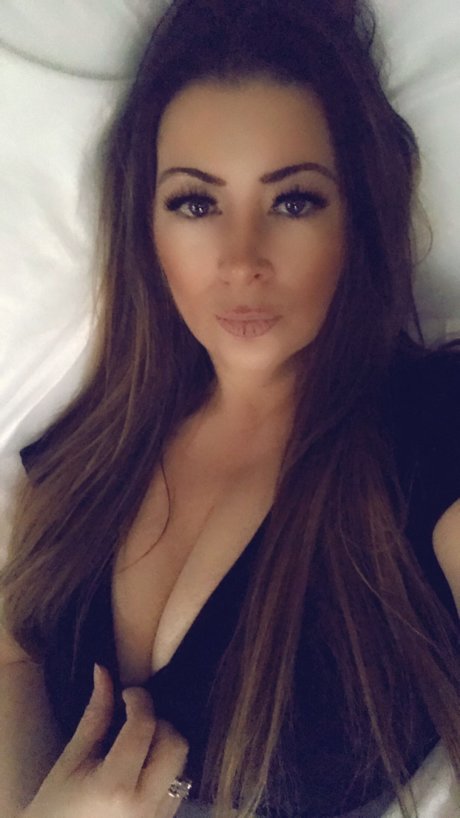 Qween Justine free pornstar gallery