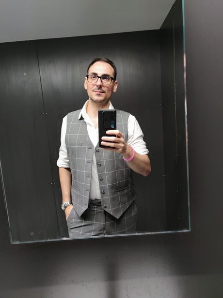 Plegue pretty actress archive