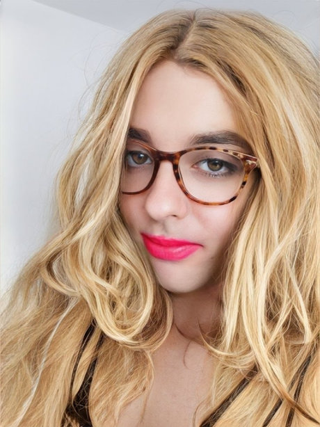 Sexy Tranny_ free star img