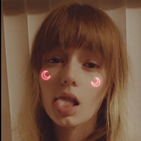 Faeryn Celestia erotic model pictures