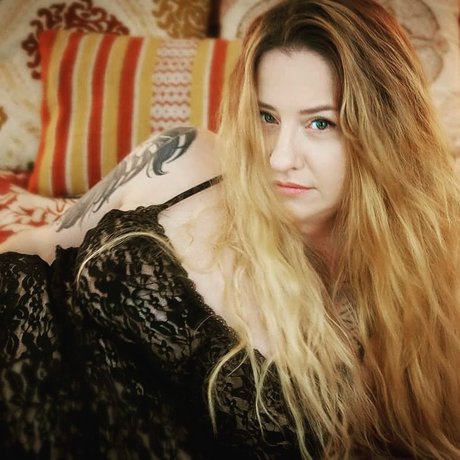 Seven512 naked star pic