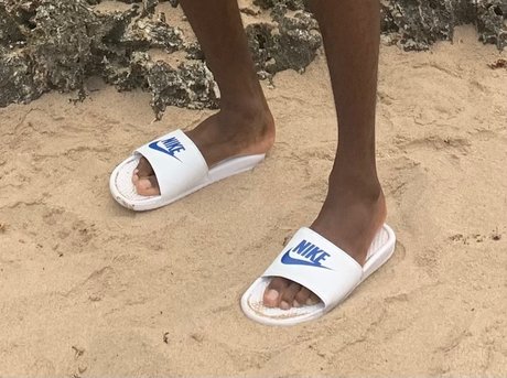 Only Feet_ model perfect picture