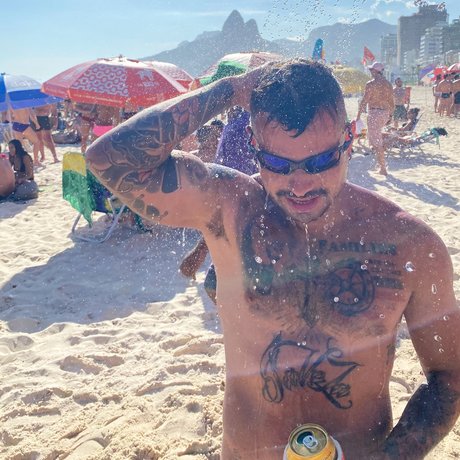 FeLL pornstar nudes image