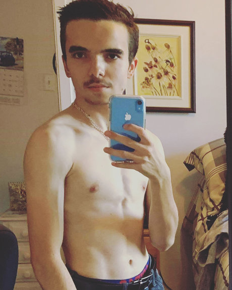 Louisxxx nice star photos