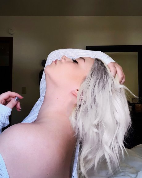 Lunarmore top pornstar pic