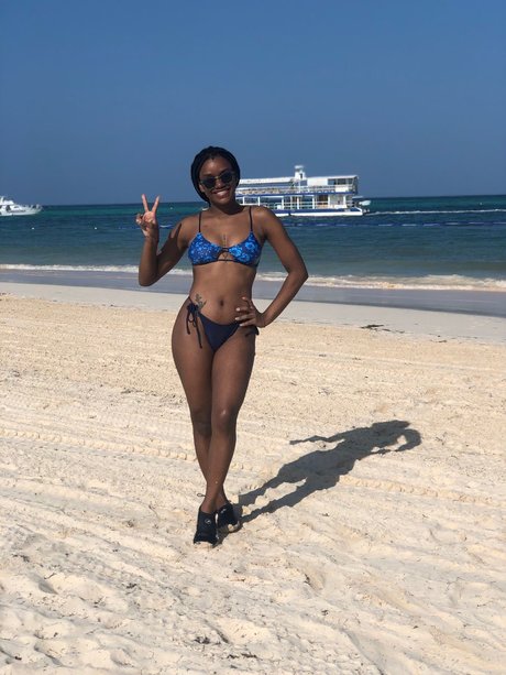 leyda suarez star top images