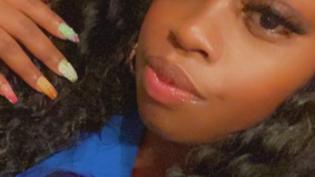 Pleasing You star naked pic