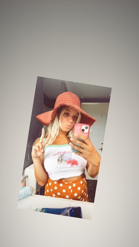 tilly1999 sex pornstar images