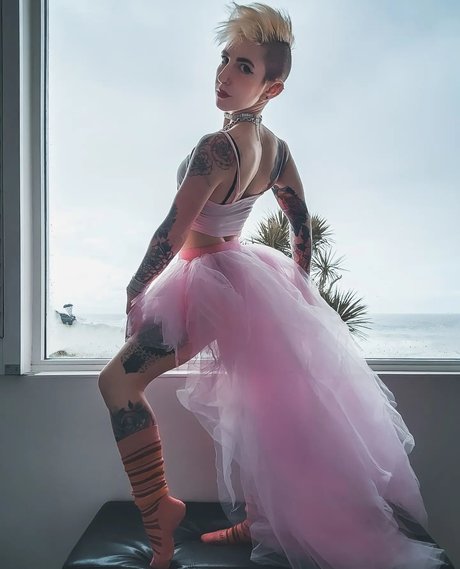 cougars onlyfans beautiful photo