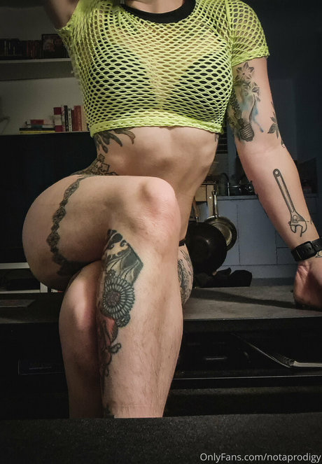 shemale fucks girl onlyfans hot naked pic