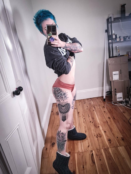 blonde shemale onlyfans beautiful pics