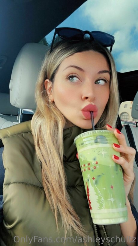 Ashley Schultz hot pornstar archive