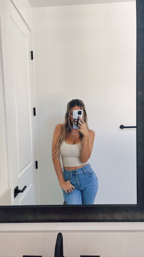 college girl onlyfans beautiful images