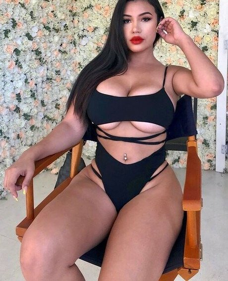 Priscilla Stephanie naked pornstar pictures