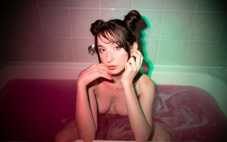 frottage onlyfans free naked images