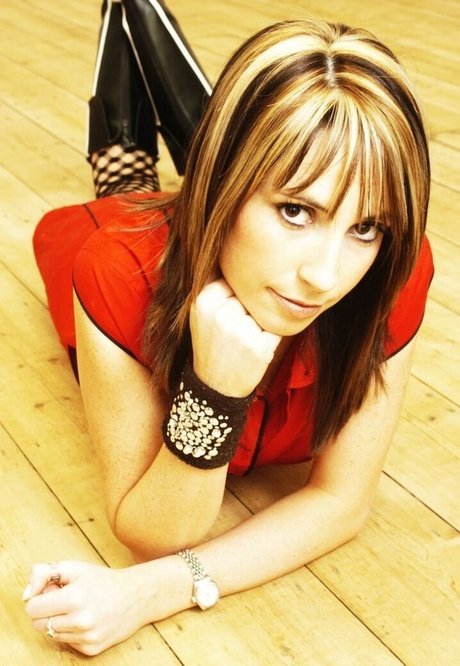 curvy shemale onlyfans sexy nude photos