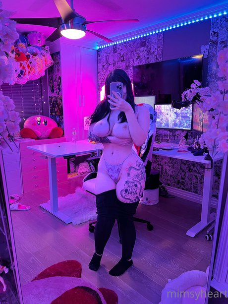 Mimsy model perfect pic