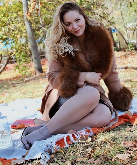 hottest young onlyfans exclusive pictures