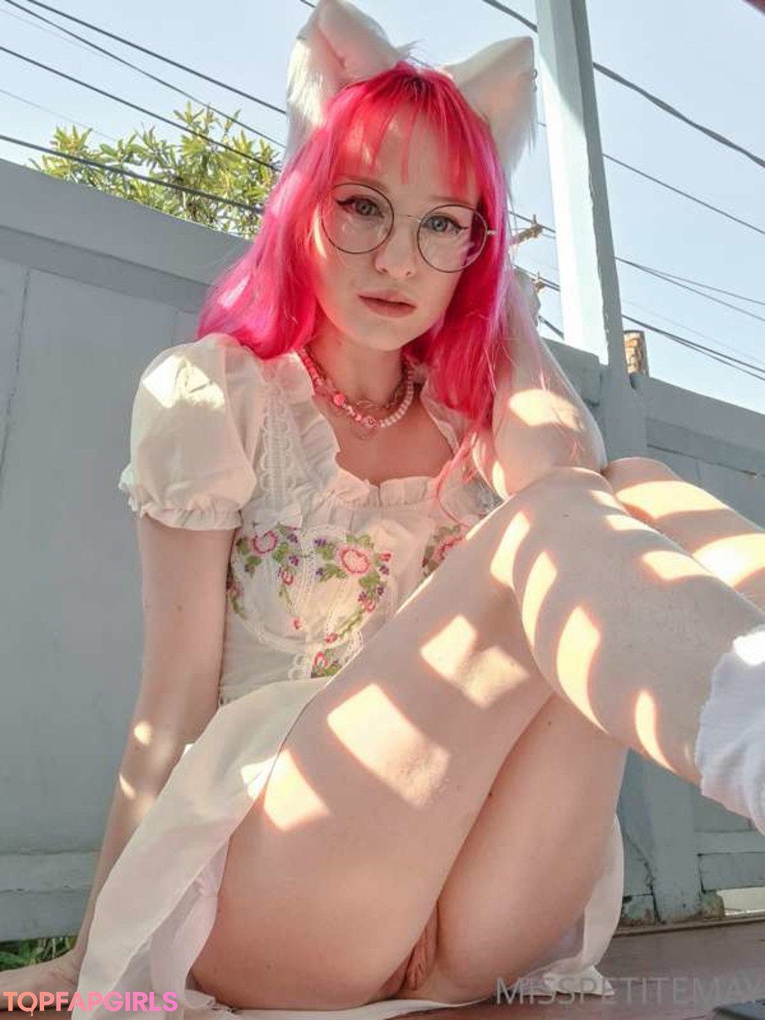 Petite May Free Fansly star art photo