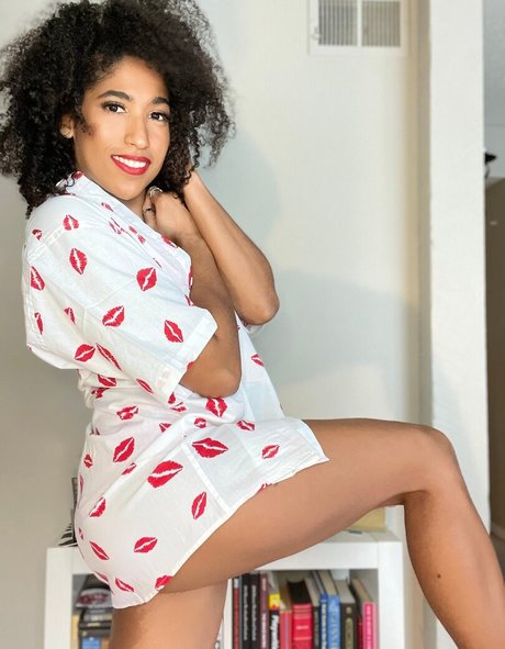 mirror onlyfans free xxx image