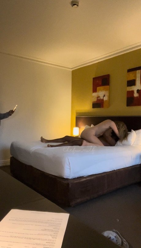 FunMum sexy star pic