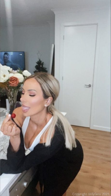 asian influencer onlyfans erotic galleries