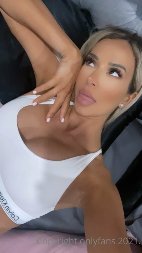 hottest midget onlyfans erotic galleries