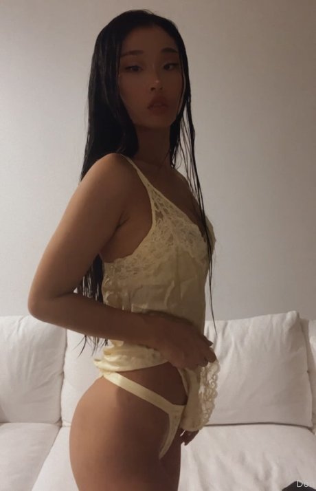 mimizow star naked img