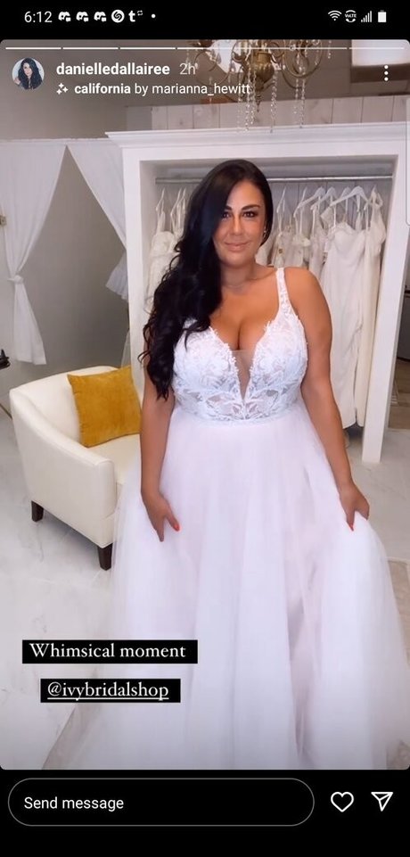 Danielle Dallaire model xxx img