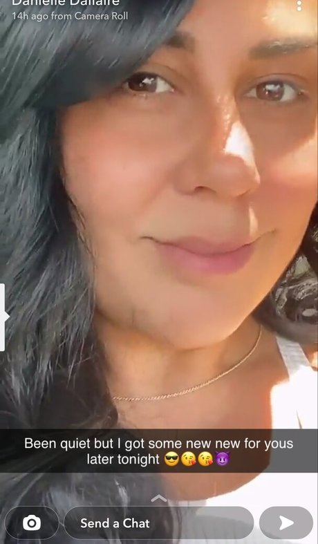 Danielle Dallaire star art pictures