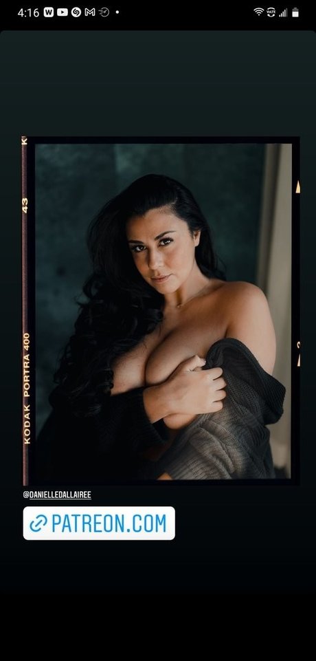 Danielle Dallaire nude model photos