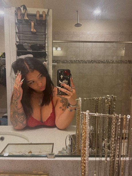 naked milf onlyfans pornos picture