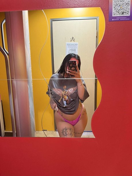 famous nude onlyfans beautiful nude picture