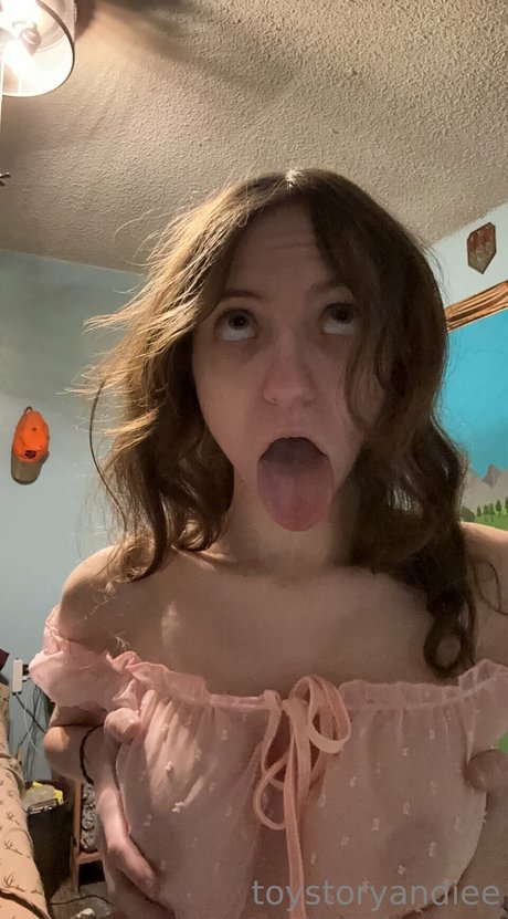 caught masturbating onlyfans free naked pic