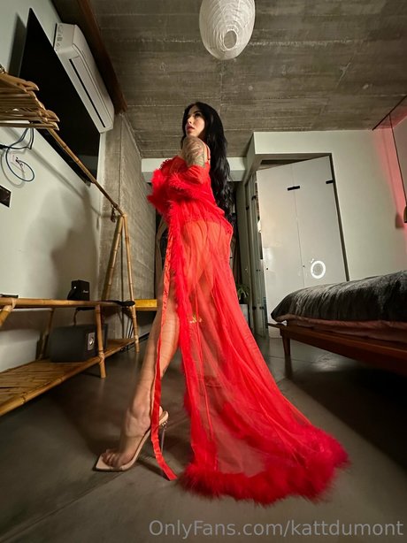 Kattdumont hd actress pictures