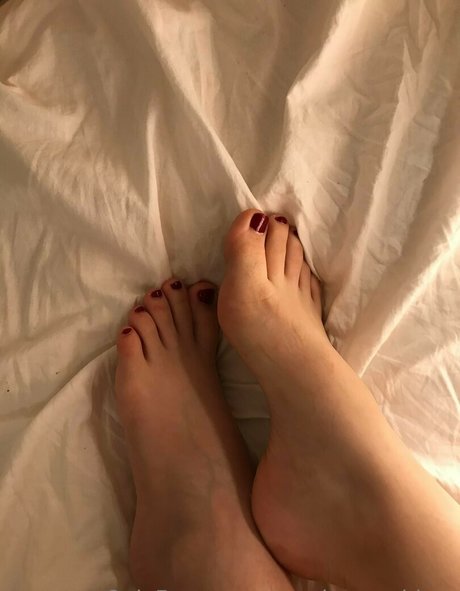 Angela Goddess star sexy pictures